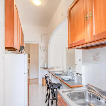 Apartamento Lovely In With Wifi *